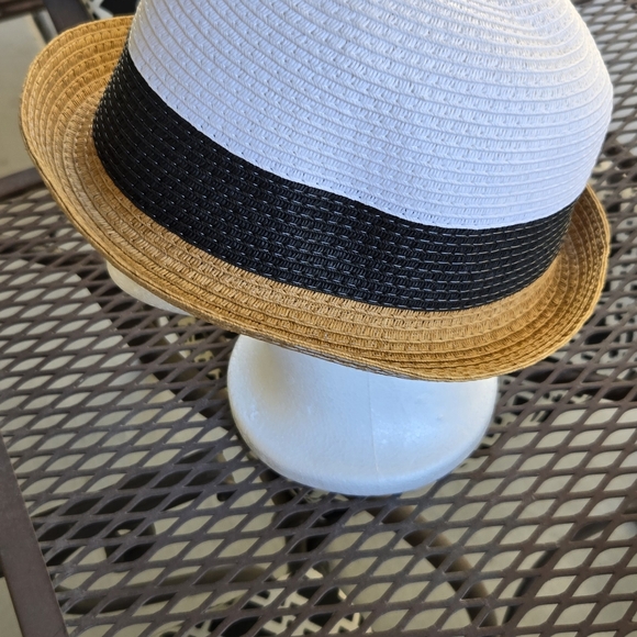 Paper Summer Hat - Picture 3 of 6